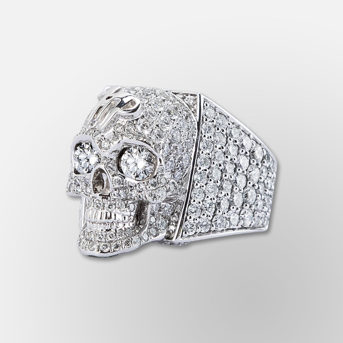 Skull Ring - Full Diamond & Gold