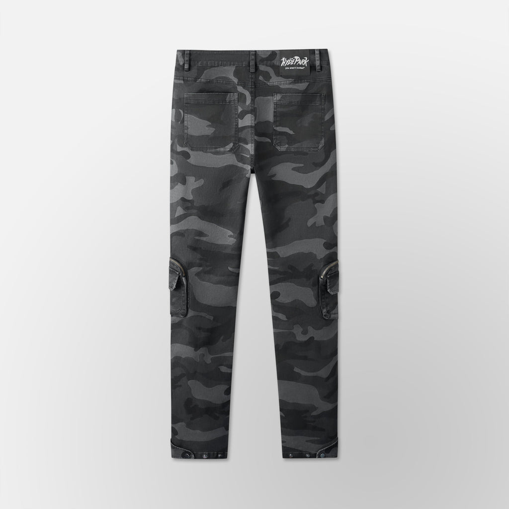 Skinny Vintage Cargo Pants - Black Camo